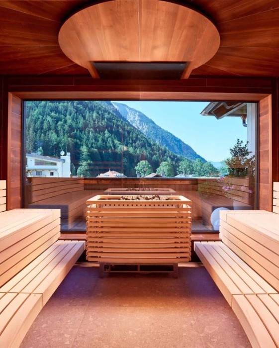 Alpine-Wellnesshotel-Karwendel_sauna_hoch