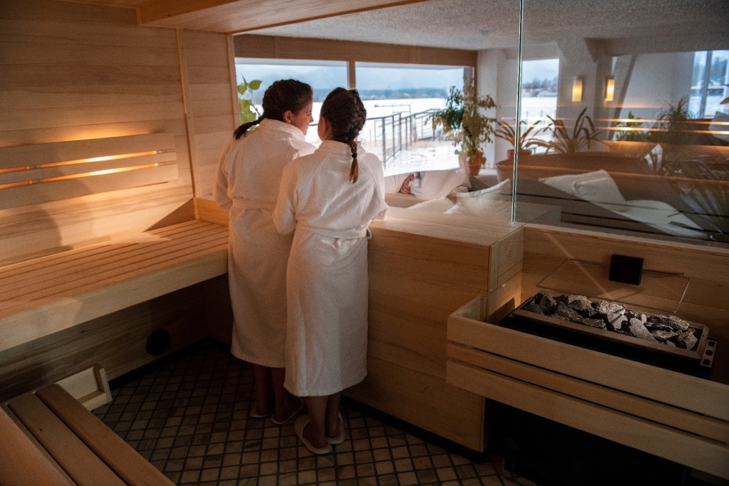 Spa avec sauna au Romantik-Hôtel-du-Cheval-Blanc