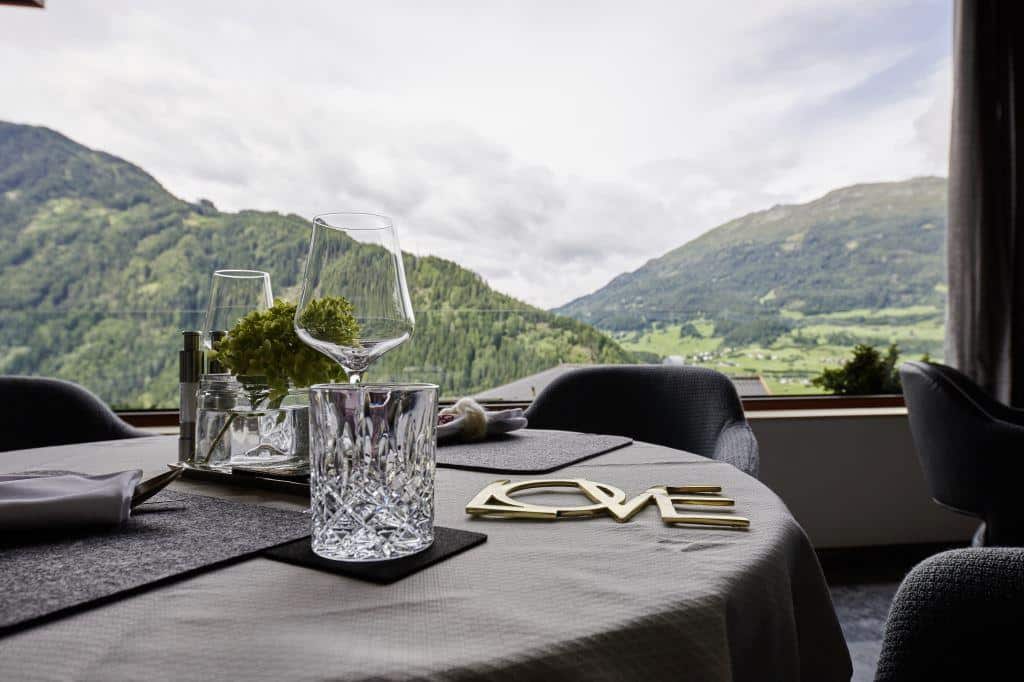 Restaurant de Jerzner Hof avec vue sur la montagne
